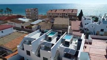 Casa adosada a 100 m de la playa - Torre de la Horarada
